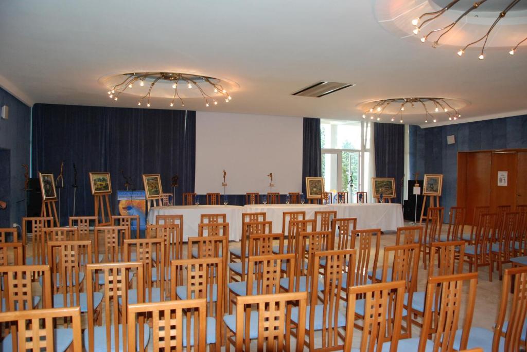 Belvedere Khách sạn 3*